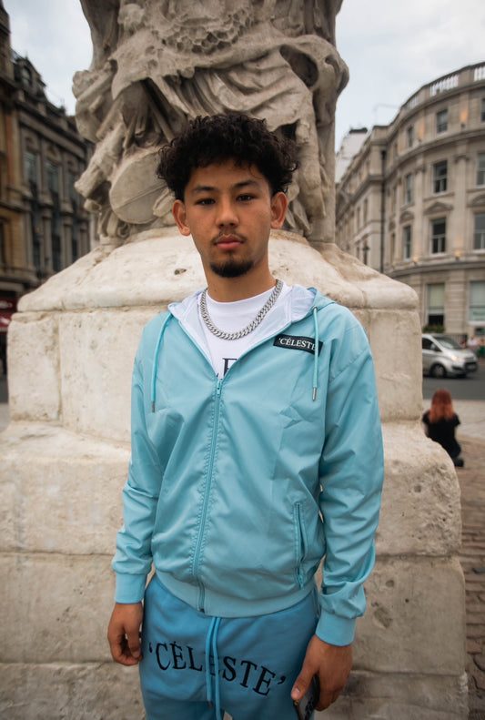 Céleste sky blue windbreaker